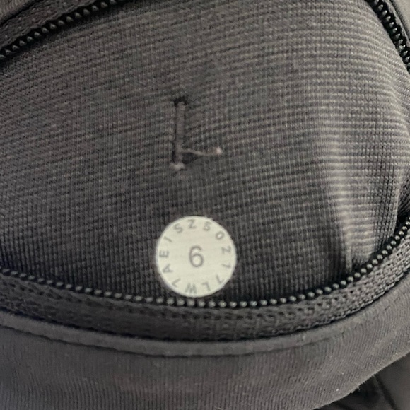 LULULEMON shorts - Picture 3 of 3